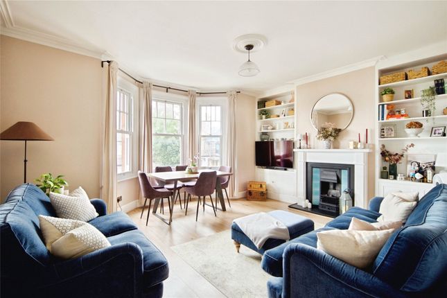 33, Totteridge Lane, London photo 3