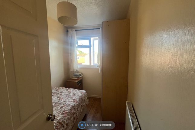 Ifield, Crawley photo 3