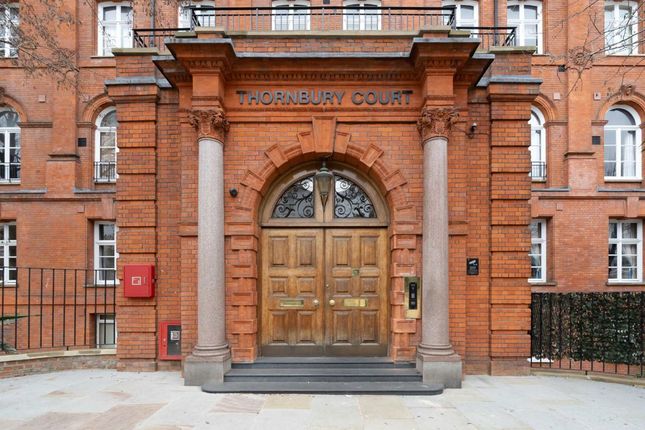 Flat 11, Thornbury Court, 36-38, Chepstow Villas, London photo 2