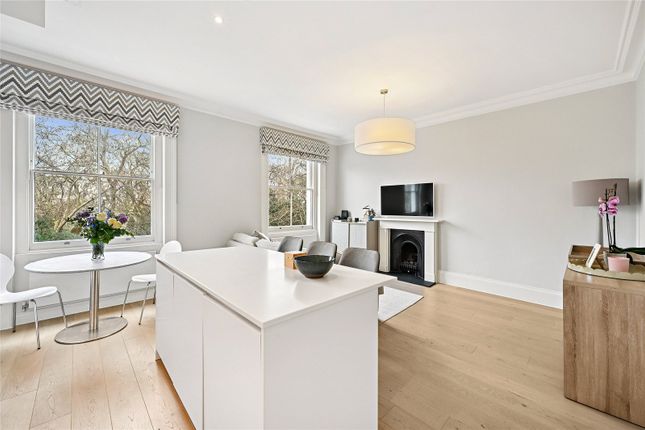 Flat 3, 9, Ladbroke Square, London photo 2