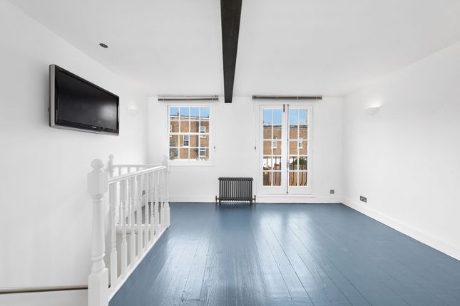 Terraced house to rent in Royal Crescent Mews, London