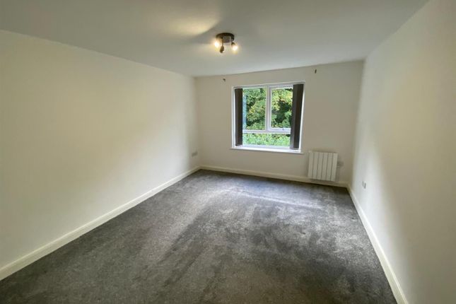 10 Lincoln House, Beck View Way, Shipley photo 3