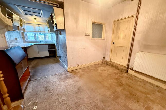112 High Street, Ipswich photo 3