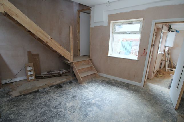 43, Crescent Road, Rhyl photo 4