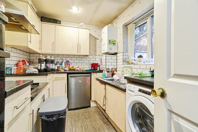 8, Westvale Mews, Leeds photo 4