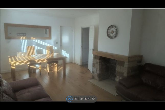 3-bed bungalow on Headington, Oxford, £2,600/mo