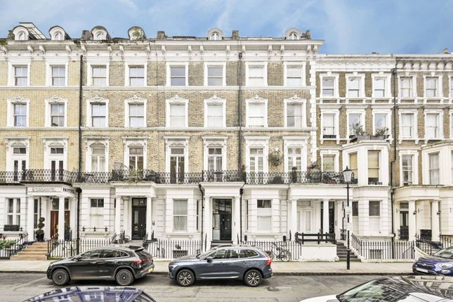 Flat for sale in Hogarth Road, Earls Court, London