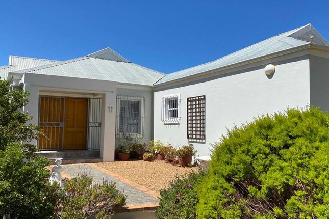 Detached house for sale in 11 Rocklands Close, Simons Town, Southern Peninsula, Western Cape, South Africa