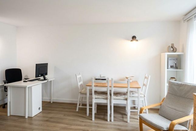 17, Wheatley Lane, Ilkley photo 4