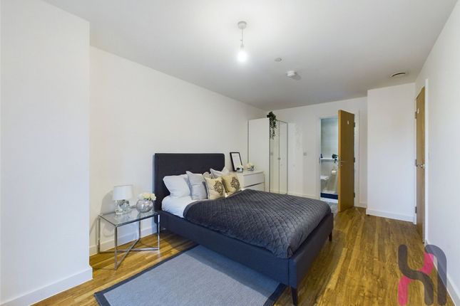 1805B Media City, Michigan Point Tower B, Salford photo 5