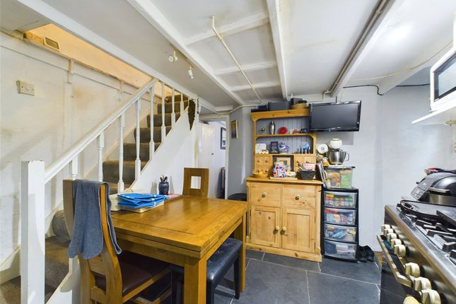 25 Higher Lux Street, Liskeard photo 3