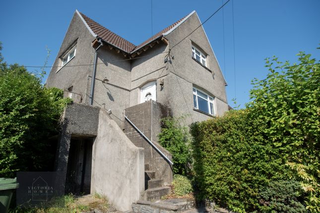 12, Belle Vue, Ebbw Vale photo 3