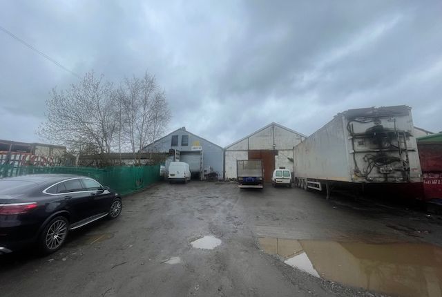 Thumbnail Light industrial for sale in Unit 15 Heath Road, Wednesbury