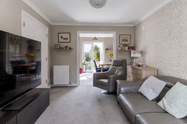 32, Abbey Lane, Errol, Perth photo 2