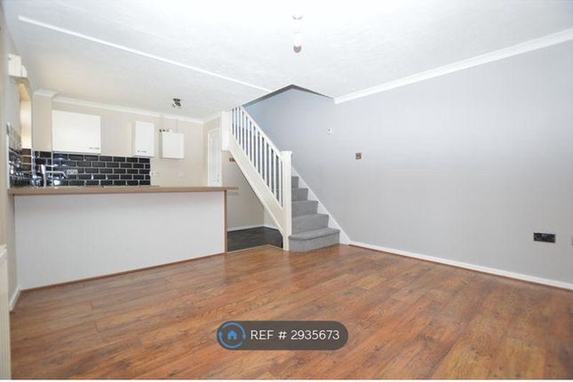 A, Finglesham Court, Maidstone photo 3