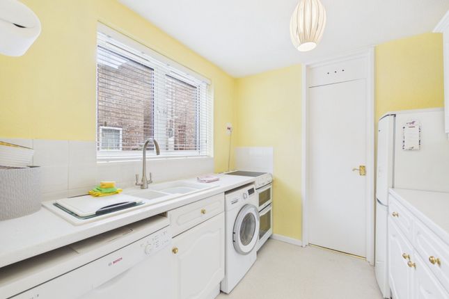 4, Vanguard House,, Douglas Road, Middlesex photo 3
