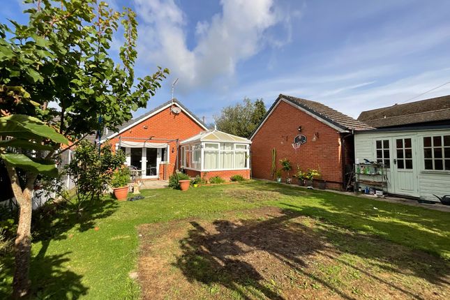 Almeria Walton Way, Stone photo 4
