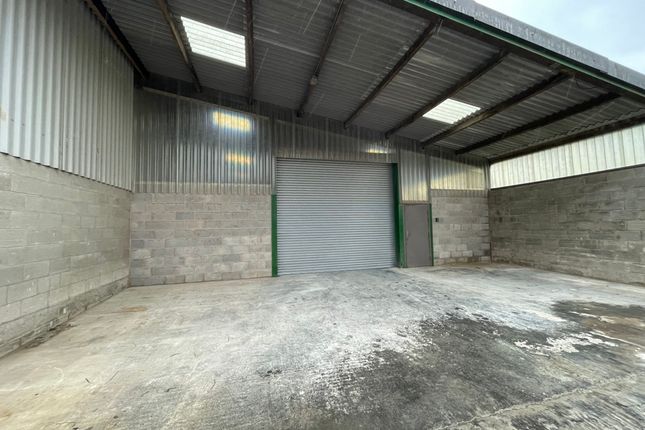 Warehouse to let in Unit 6 Block B, Twinyards, Huthwaite Lane, Blackwell, Alfreton, Derbyshire