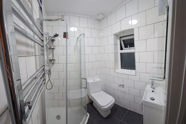 Room 6  151, Hall Road, Isleworth photo 4