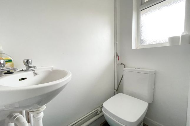 3, IPSWICH photo 3
