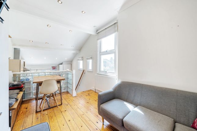 41, Danbrook Road, London photo 3