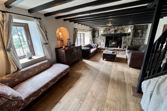 Cwmcleddau Cottage, Heol Ddu, Ammanford photo 2