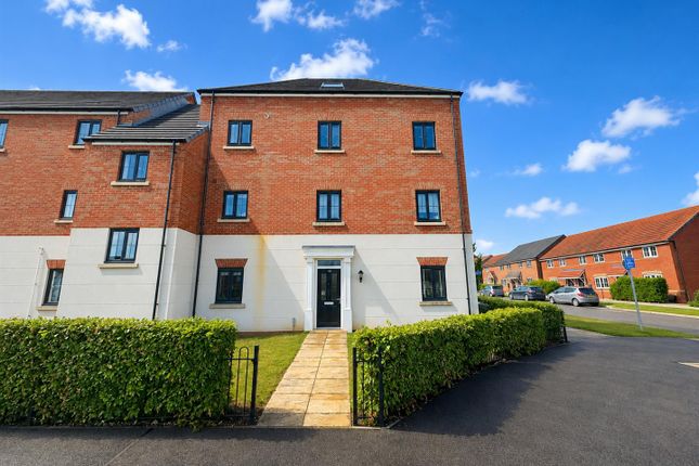 2 bed property for rent in London Road, Corby NN17