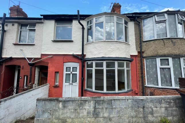 Thumbnail Terraced house to rent in Harcourt Street, Luton, Bedfordshire