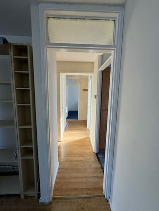 9a, Grant Road, Croydon photo 5