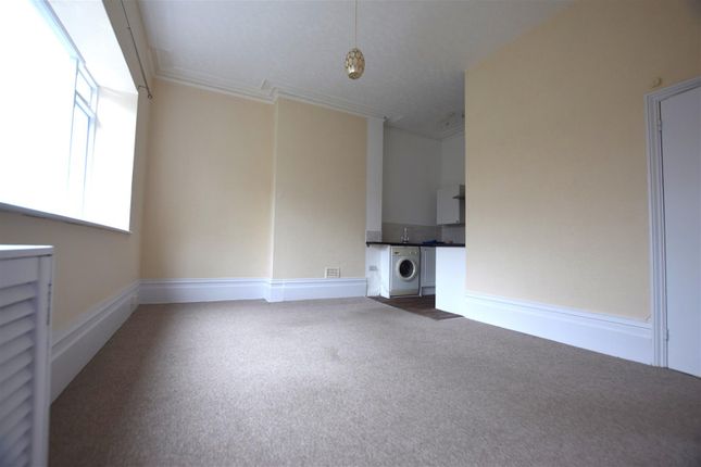 Flat to rent in London Road, St. Leonards-On-Sea