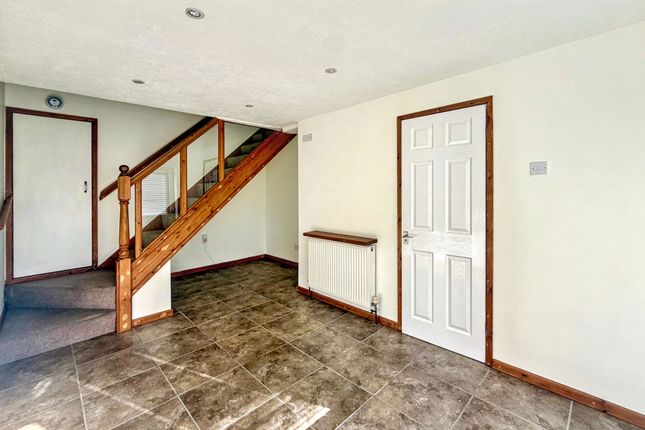 18, Stoneacre Avenue, Sheffield photo 2