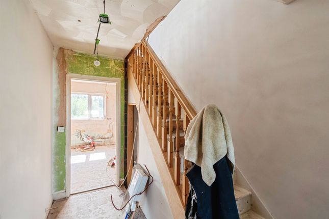 Orchard House, Hungerdown Lane, Chippenham photo 4