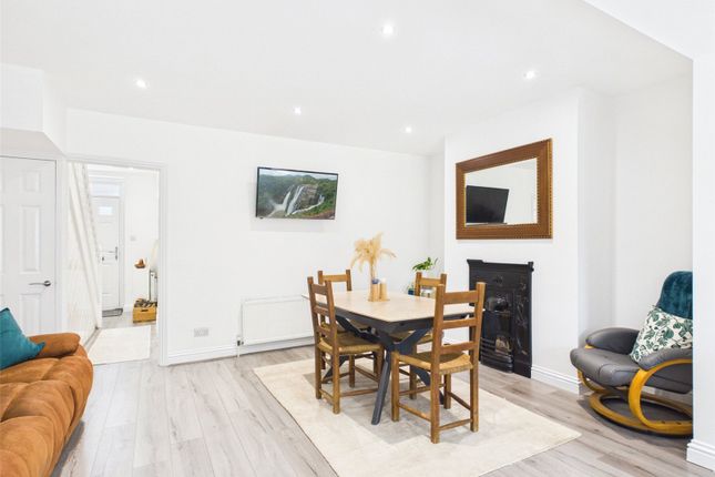 34, Northfield Road, Devon photo 4