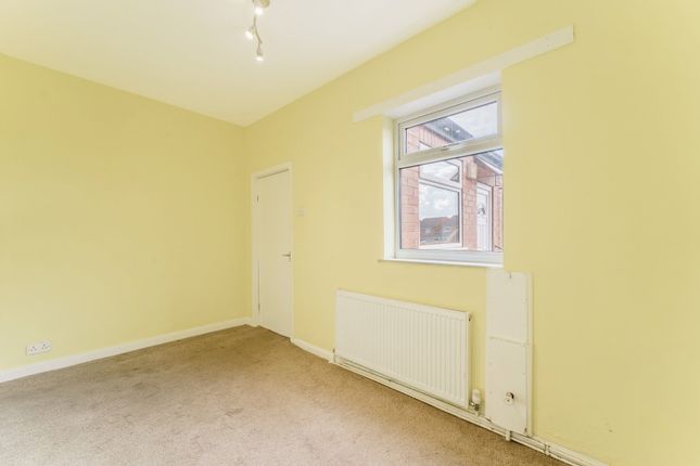 151, Church Lane, Normanton photo 4