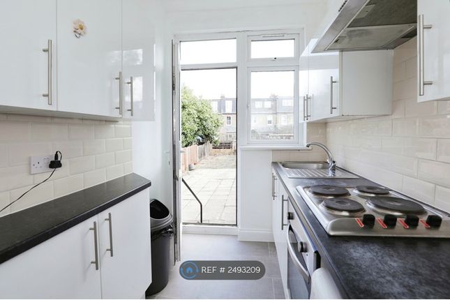 Durnsford Road, London photo 3