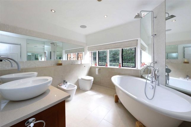 En Suite Bathroom