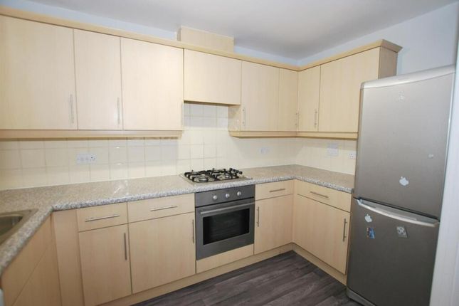 Flat 8, Taverners Court, Wembley photo 2