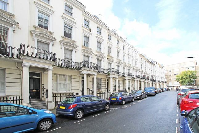 Thumbnail Flat to rent in Westbourne Grove Terrace, London