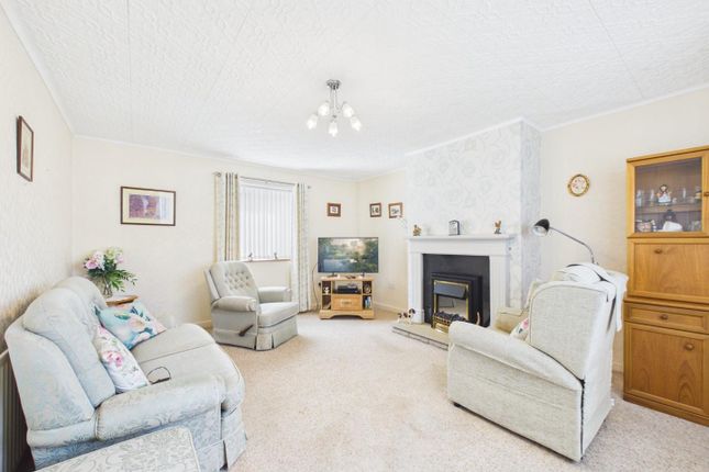 5, Powell Road, Bingley photo 4