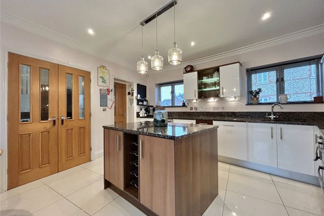 2, Augustan Avenue, Blandford Forum photo 2