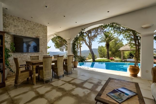 Villa for sale in Cala Boix, Cala Mastella, Santa Eulalia Del Río, Ibiza, Balearic Islands, Spain