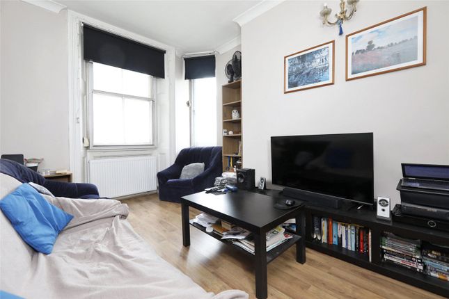 Flat to rent in Great Russell Street, London