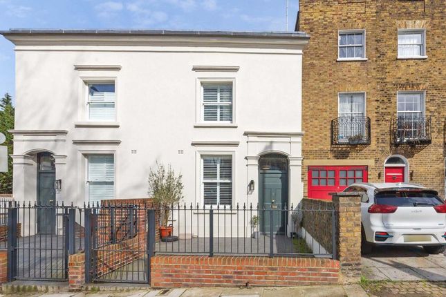 Thumbnail Terraced house to rent in North Hill, London