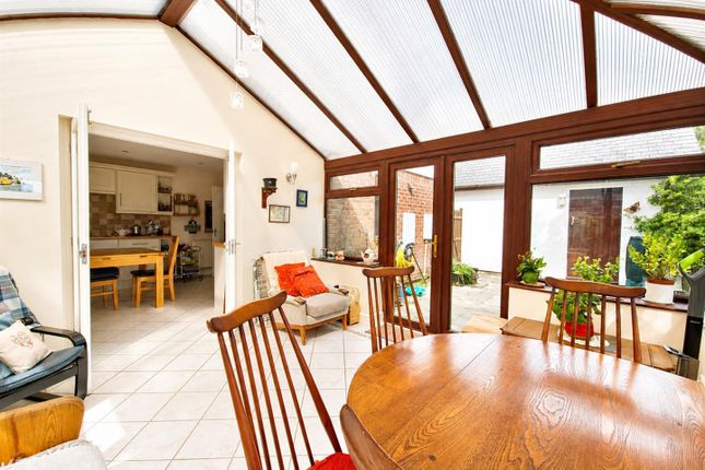 46, Gorseddfa, Criccieth photo 2