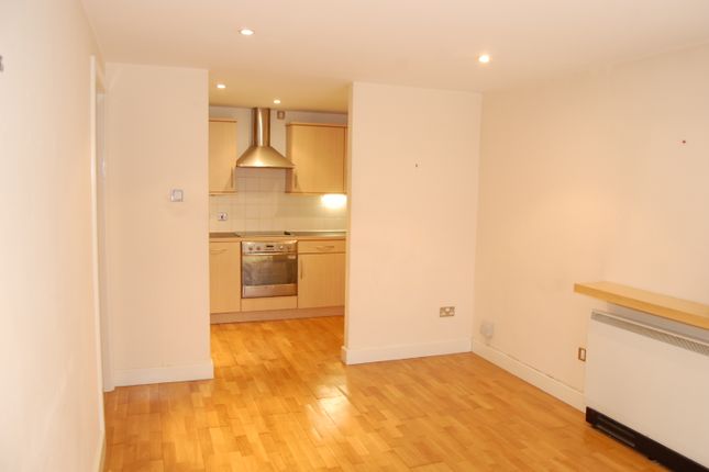 29, Nottingham photo 3