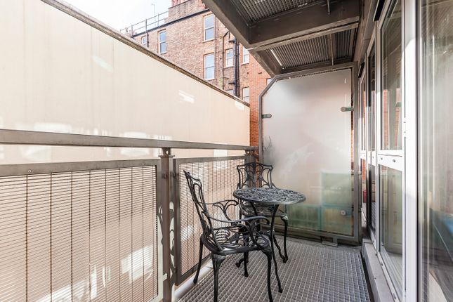 Flat 49, 60, Vauxhall Bridge Road, London photo 4