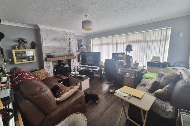 15, Chapel Garth, Skipsea photo 4