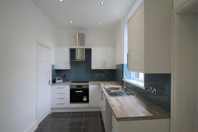51 Norden Road, Rochdale photo 5