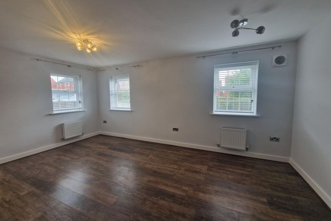 5, PONTEFRACT photo 4
