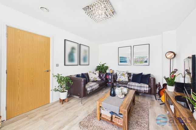 29, Lightoaks Drive, Liverpool photo 3